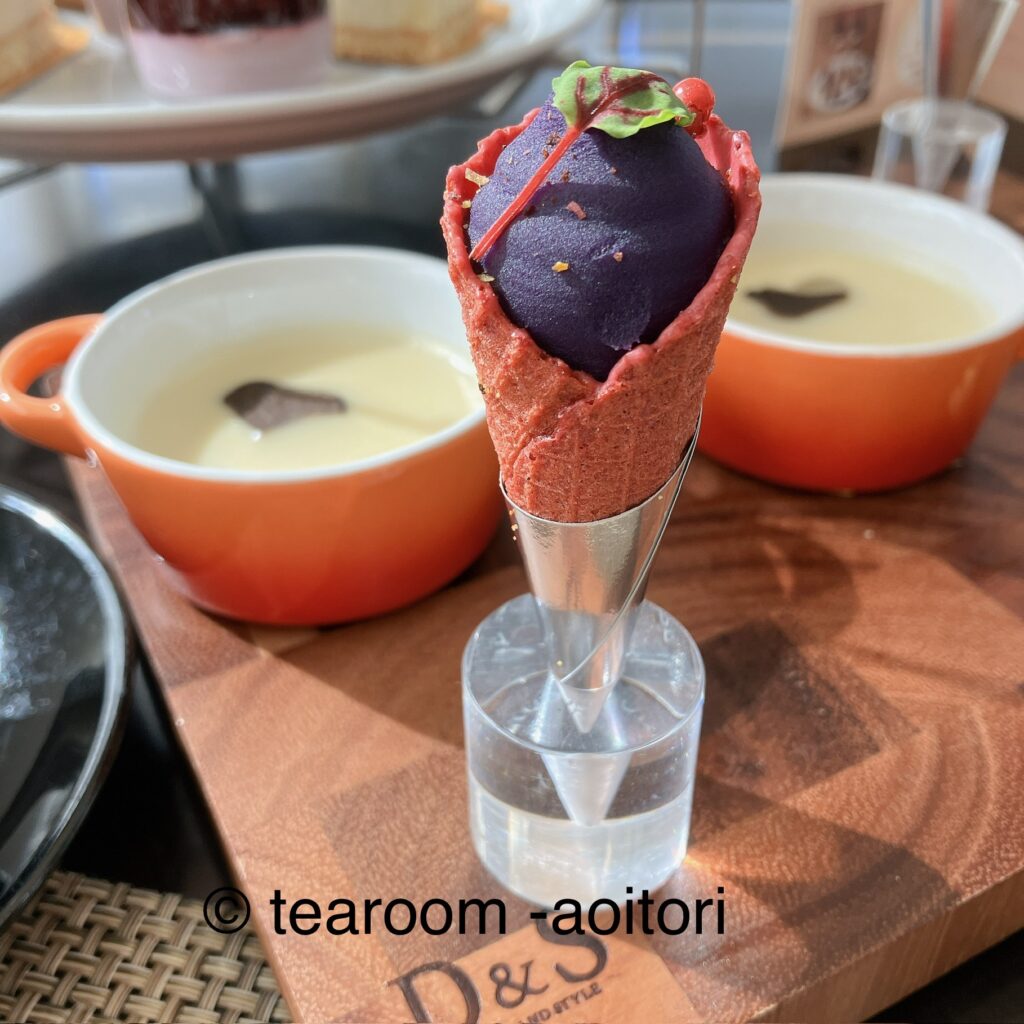・ケイジャンスパイスの紫芋コーン　　　