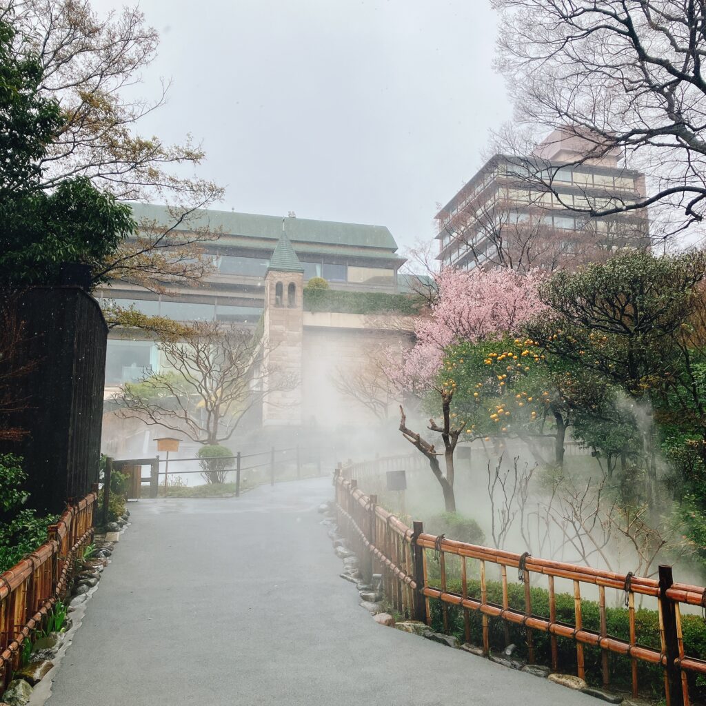 春の東京雲海