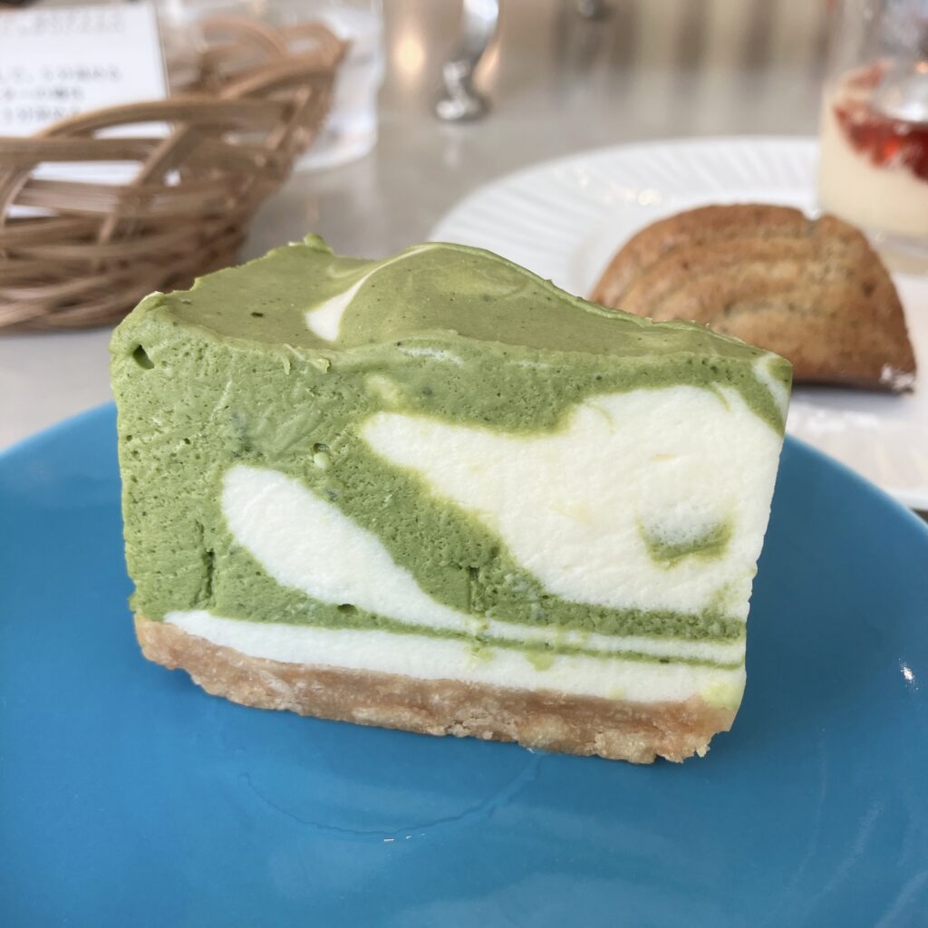 ・抹茶のレアチーズケーキ