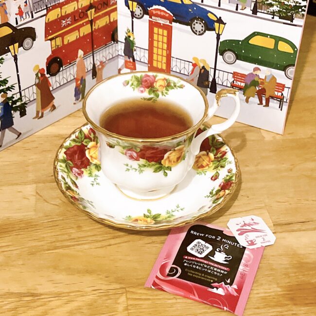 トワイニング アドヴェントカレンダー2025、13日目の「ダージリン」。