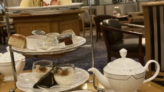 【2026最新】帝国ホテル「ランデブーラウンジ」アフタヌーンティー体験記｜5,000円台〜のコスパ最強プラン！スコーンのおかわりは？