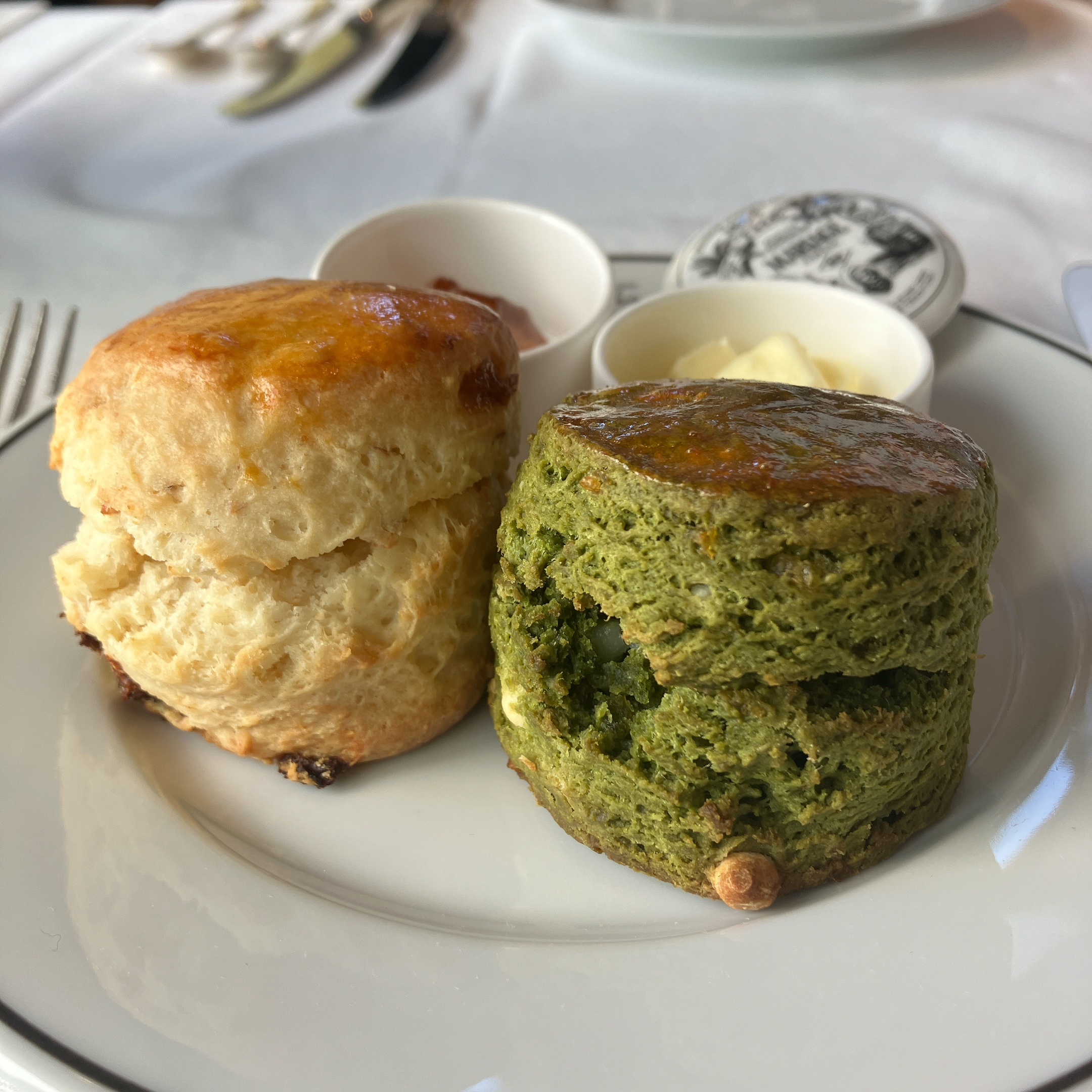 【実食】マリアージュフレール抹茶スコーンが神！ダージリンインペリアルジャムとの相性・お持ち帰りは？【2026春マリフレAT攻略③】