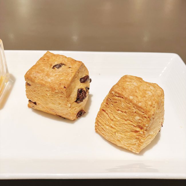 芝パークホテルの四角いスコーンは、「外はザクッ、中はふんわり」とした私の大好きな食感。