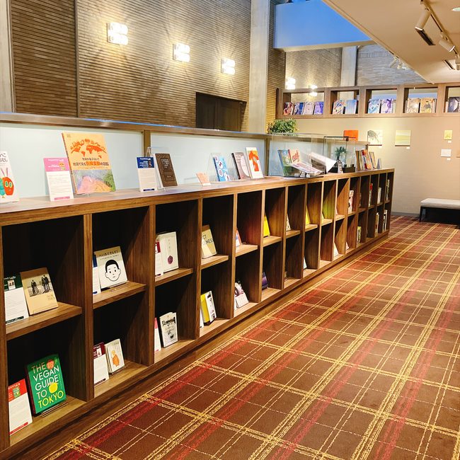 「コンシェルジュのおすすめ本」という魅力的な特設コーナー